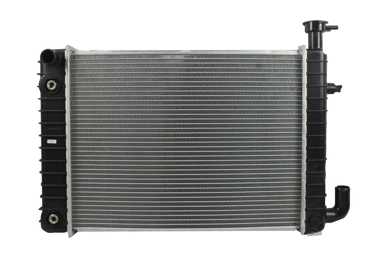 Radiador Automotriz Buick Cadillac, Pontiac Skyhawk Cimarron, Cavalier,J2000, Cavalier T/A 82-90 32mm Tubo Soldado marca Deyac
