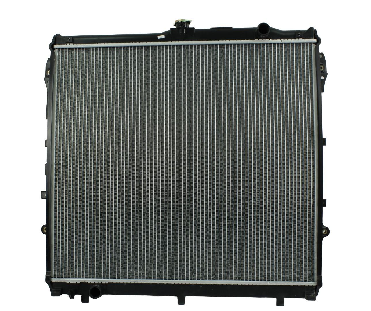 Radiador Automotriz Toyota  Tundra Sequoia, SR5, T/M 07-14 26mm Tubo Soldado marca Deyac
