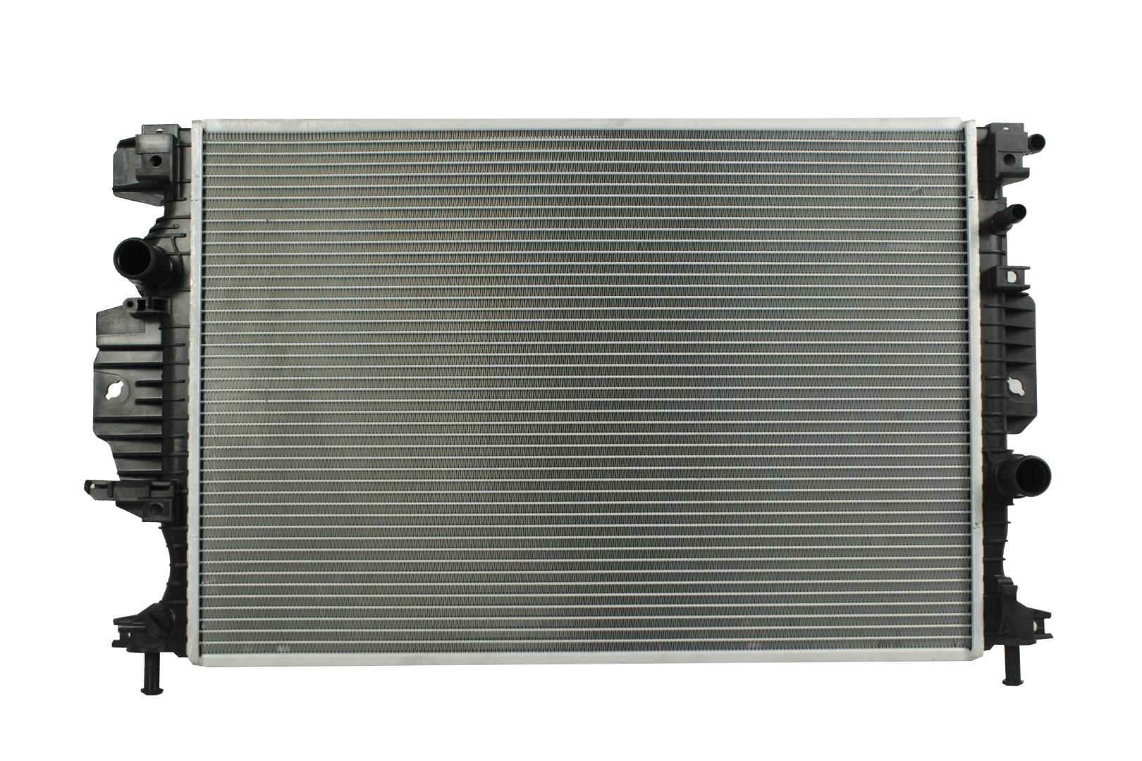Radiador Automotriz Ford  Fusion Energy, S, Se Titanium T/A T/M 13-17 26mm Tubo Soldado marca Deyac