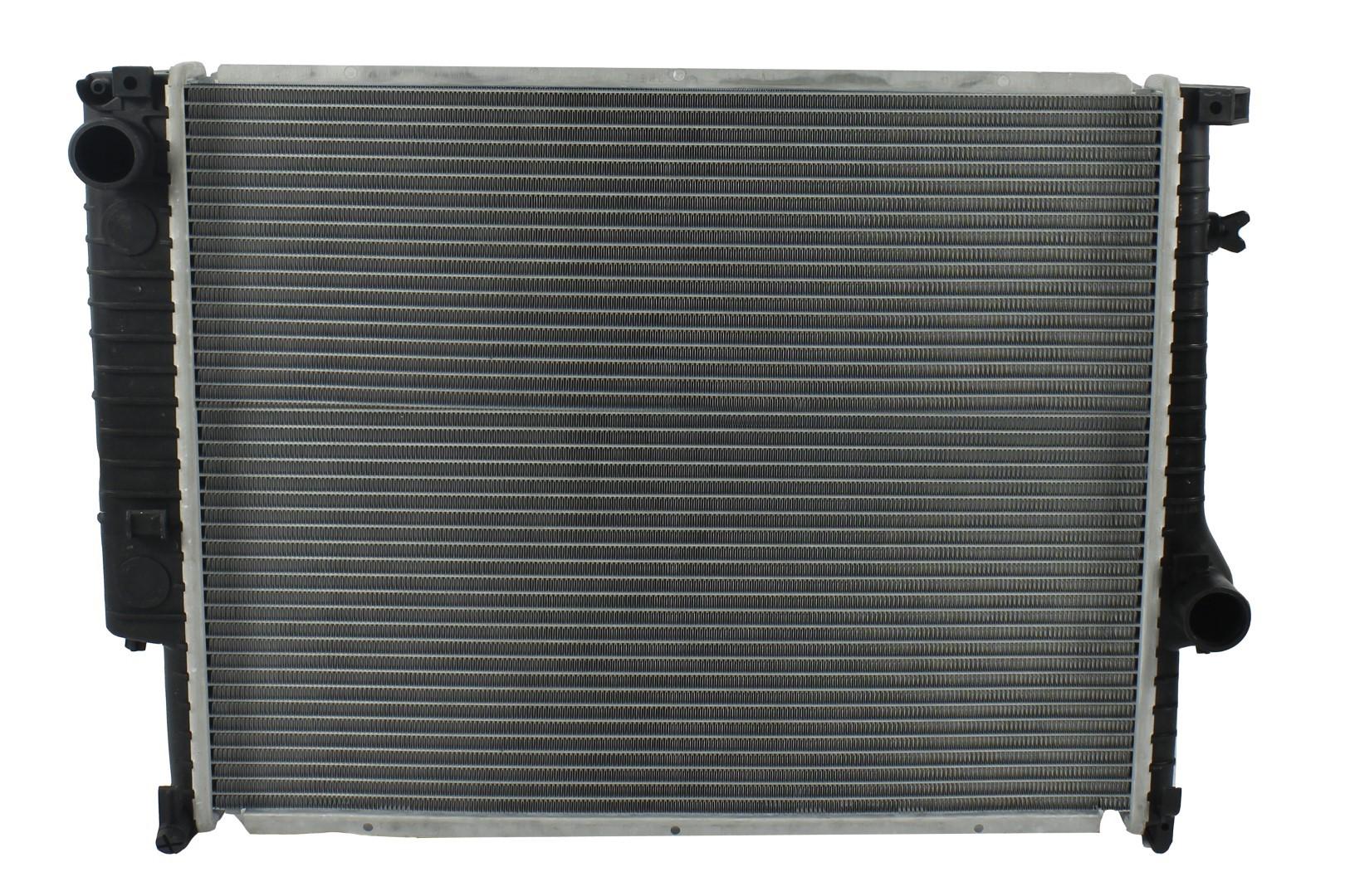 Radiador Automotriz BMW  Series 320i 323i,323Ci,325i,328i.M3,Z3 M T/M 92-00 32mm Tubo Soldado marca Deyac