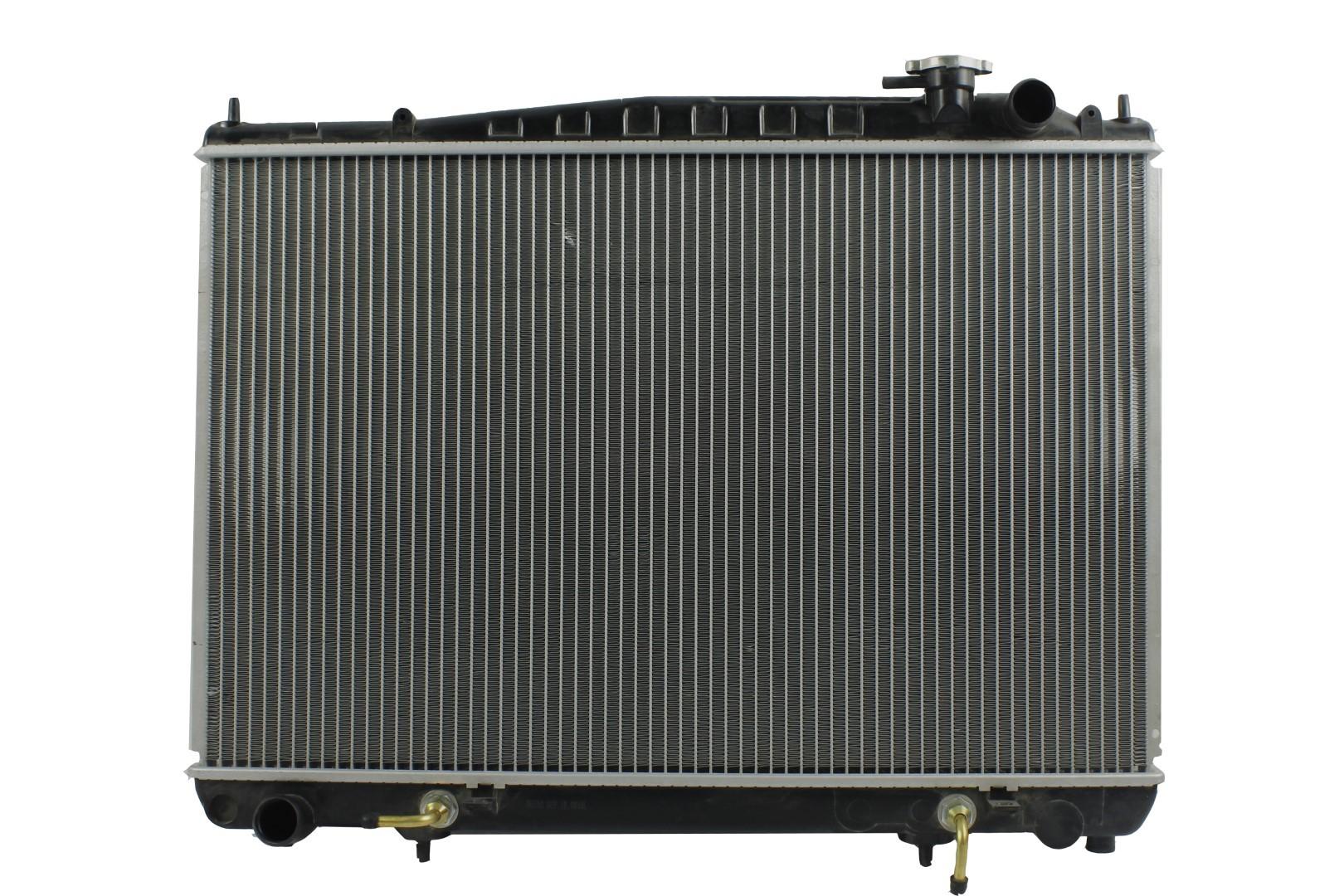Radiador Automotriz Infiniti Q45 A, T T/A 96-01 26mm Tubo Soldado marca Deyac