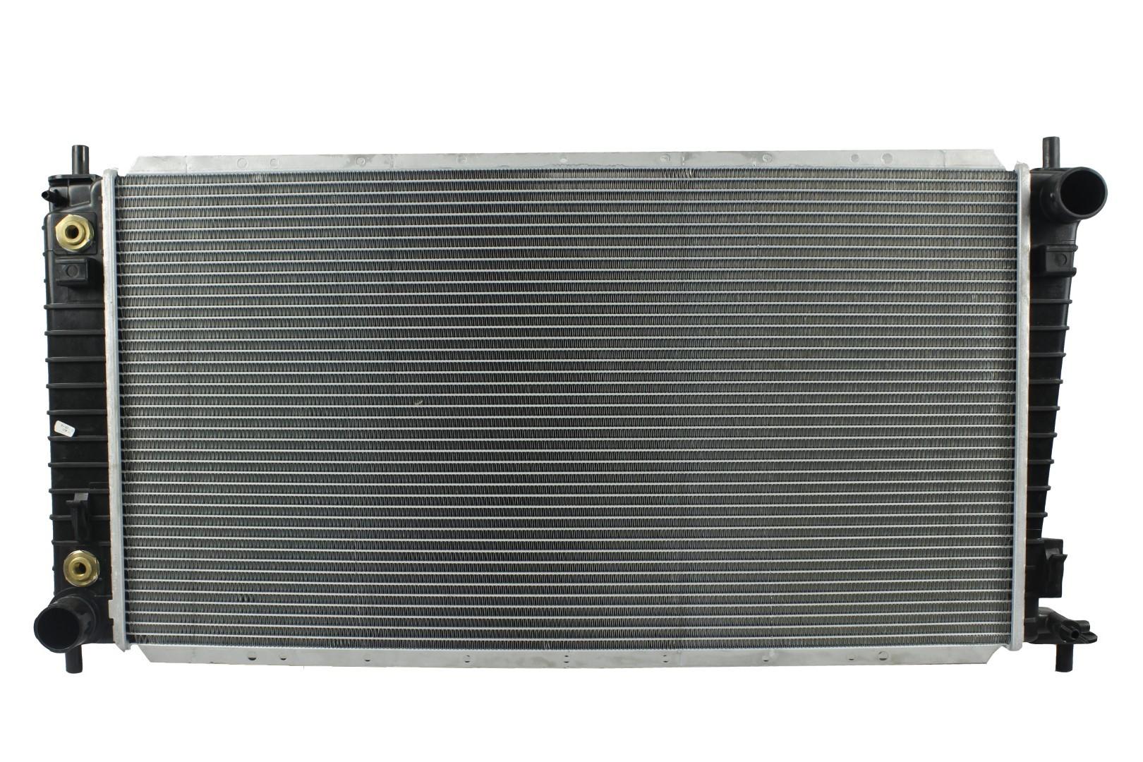 Radiador Automotriz Ford Expedition eddie bauer XLT, F-250, F-350, F-150, Lobo king ranch Harley T/A 97-03 26mm Tubo Soldado marca Deyac