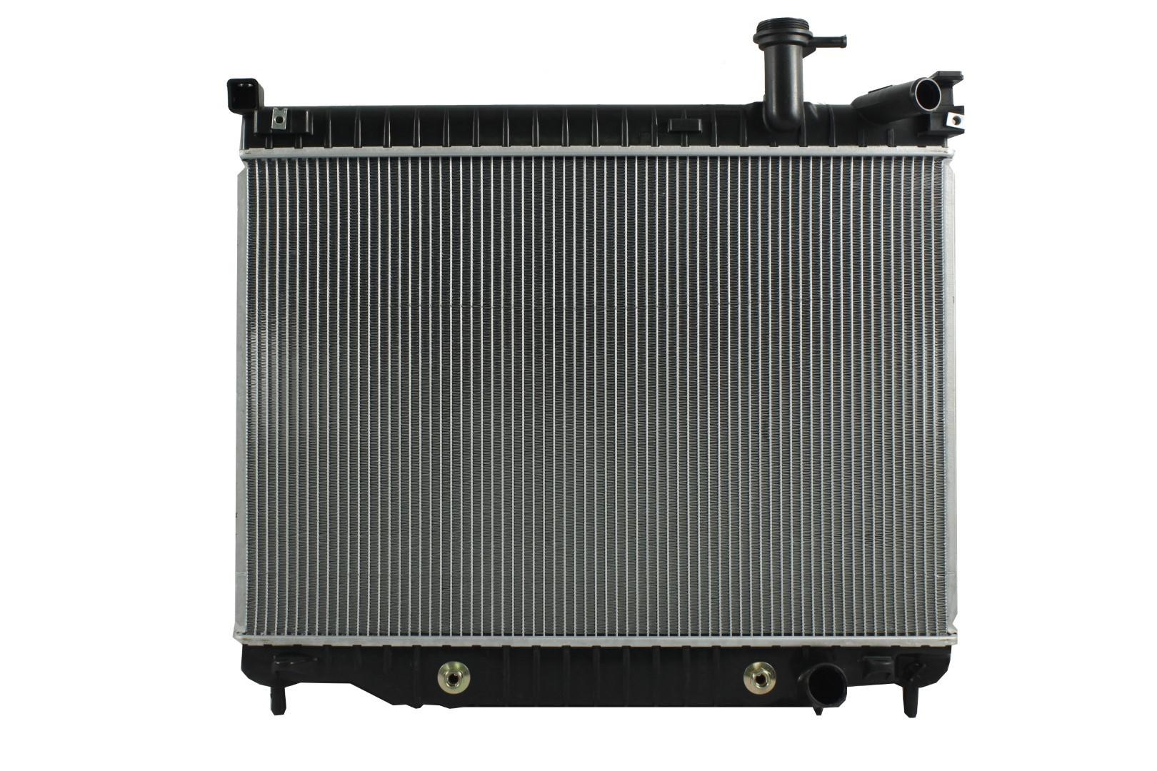Radiador Automotriz Buick Chevrolet, Isuzu Rainer Trailblazer, Envoy,Ascender T/A 03-09 26mm Tubo Soldado marca Deyac
