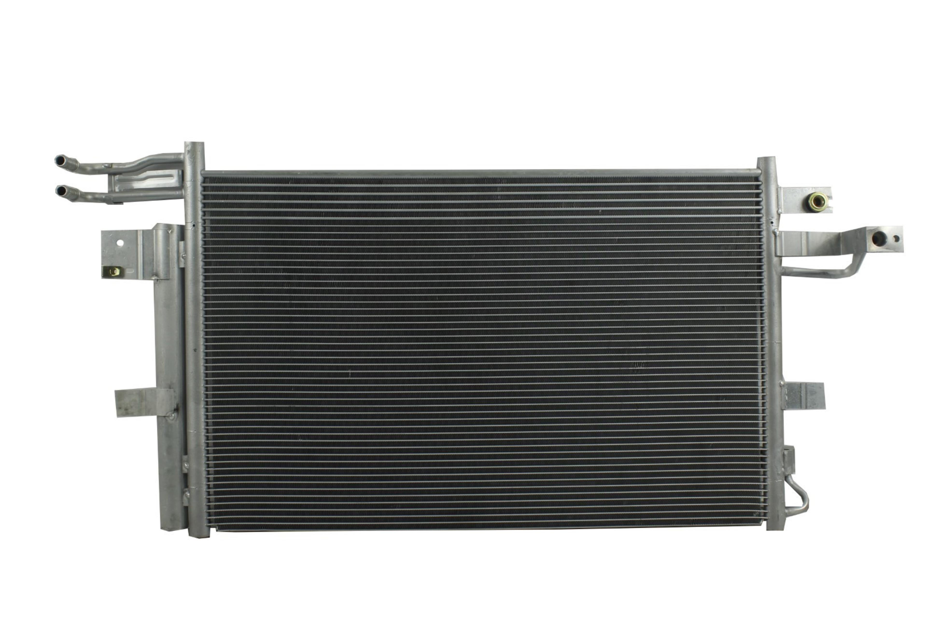 Condensador Automotriz Ford Explorer 16-19 marca Deyac