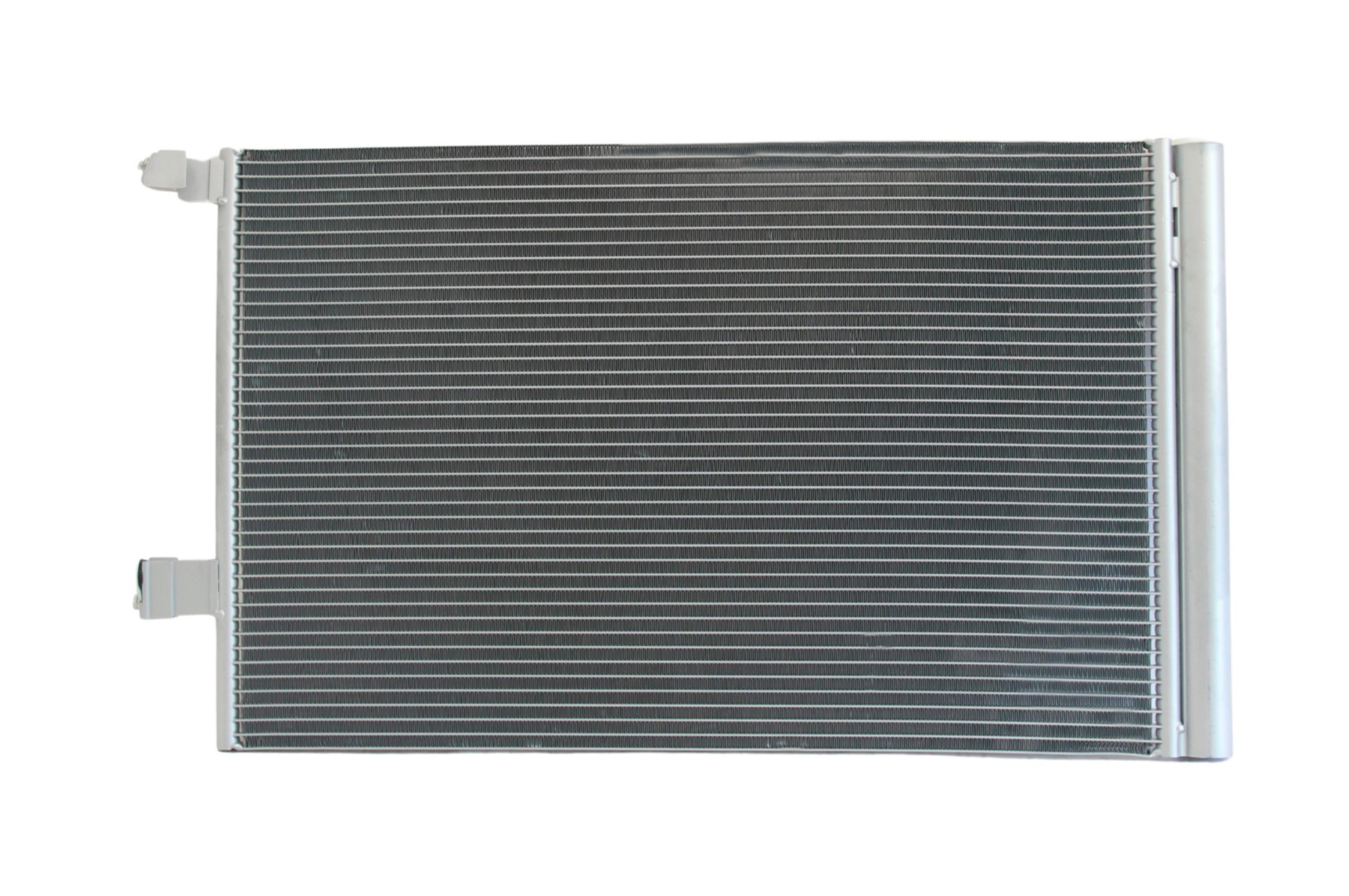 Condensador Automotriz Jaguar XE 16-20 marca Deyac