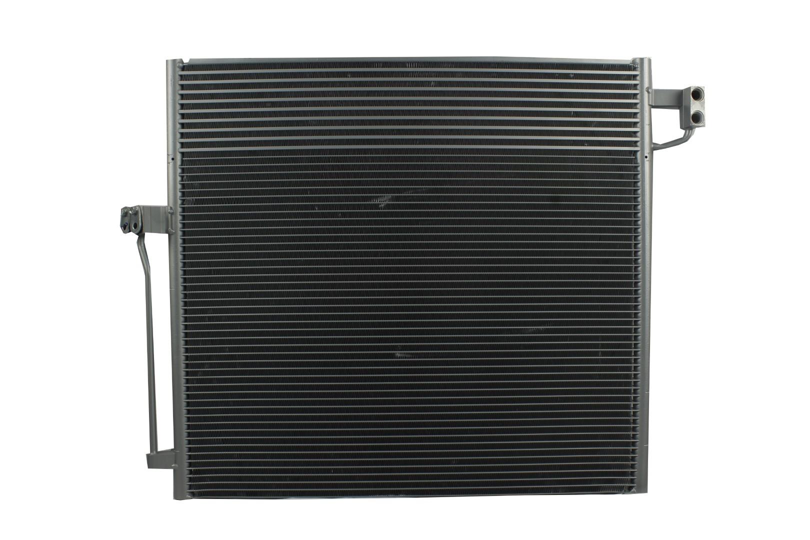 Condensador Automotriz Mercedes Benz ML 11-18 marca Deyac