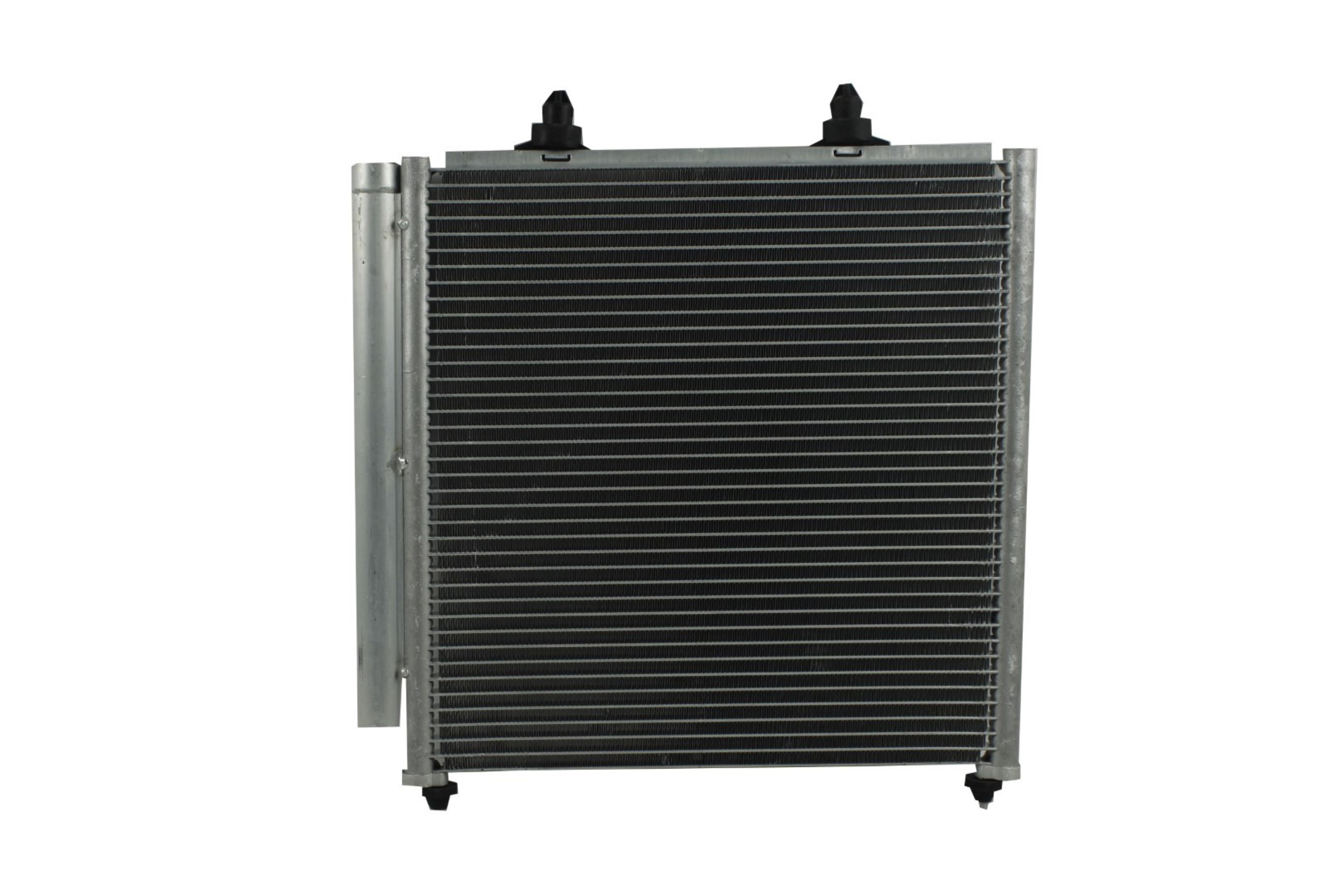 Condensador Automotriz Toyota Avanza 12-15 marca Deyac