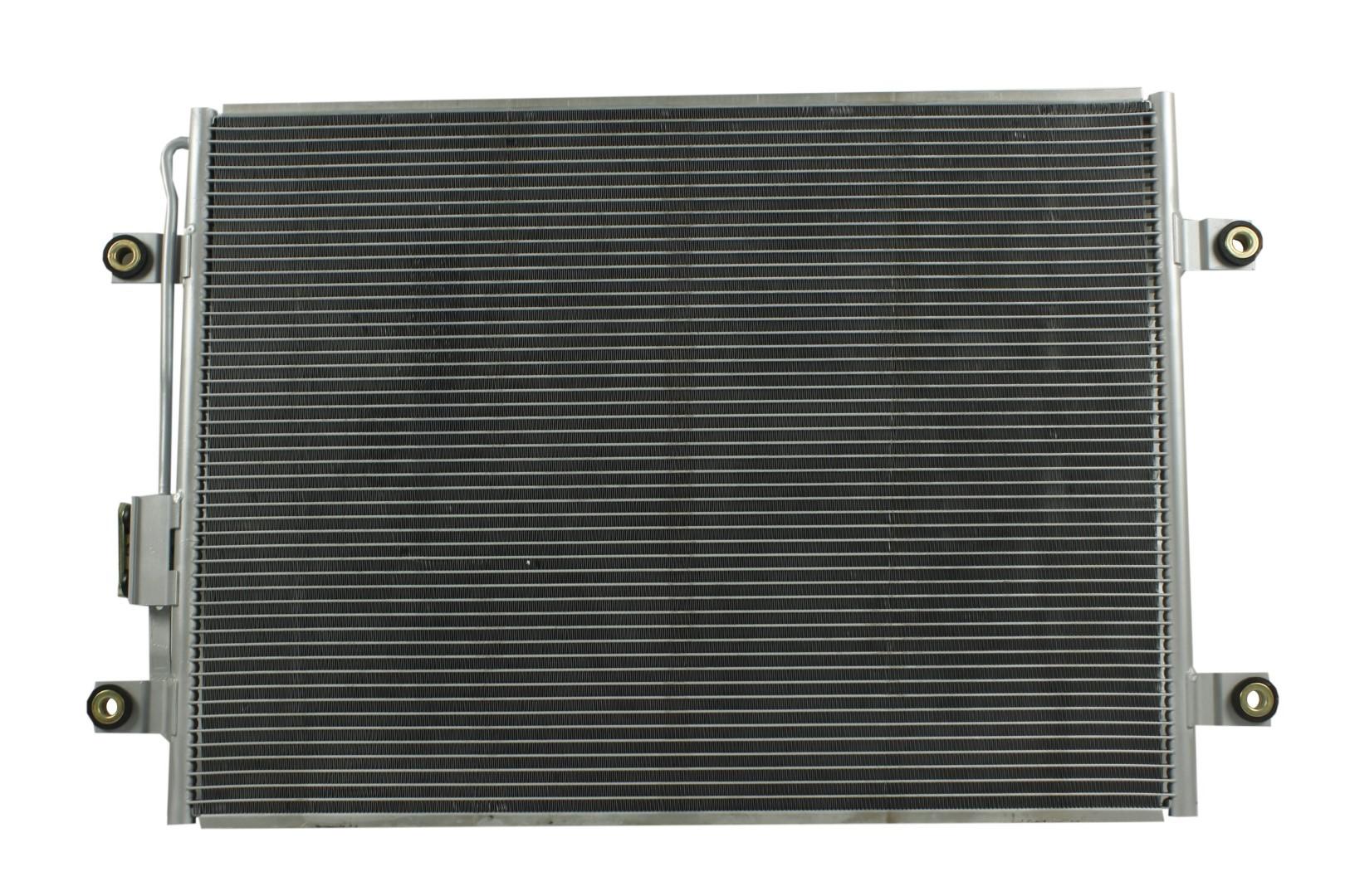Condensador Tracto Camión Freightliner M2 08-10 marca Deyac