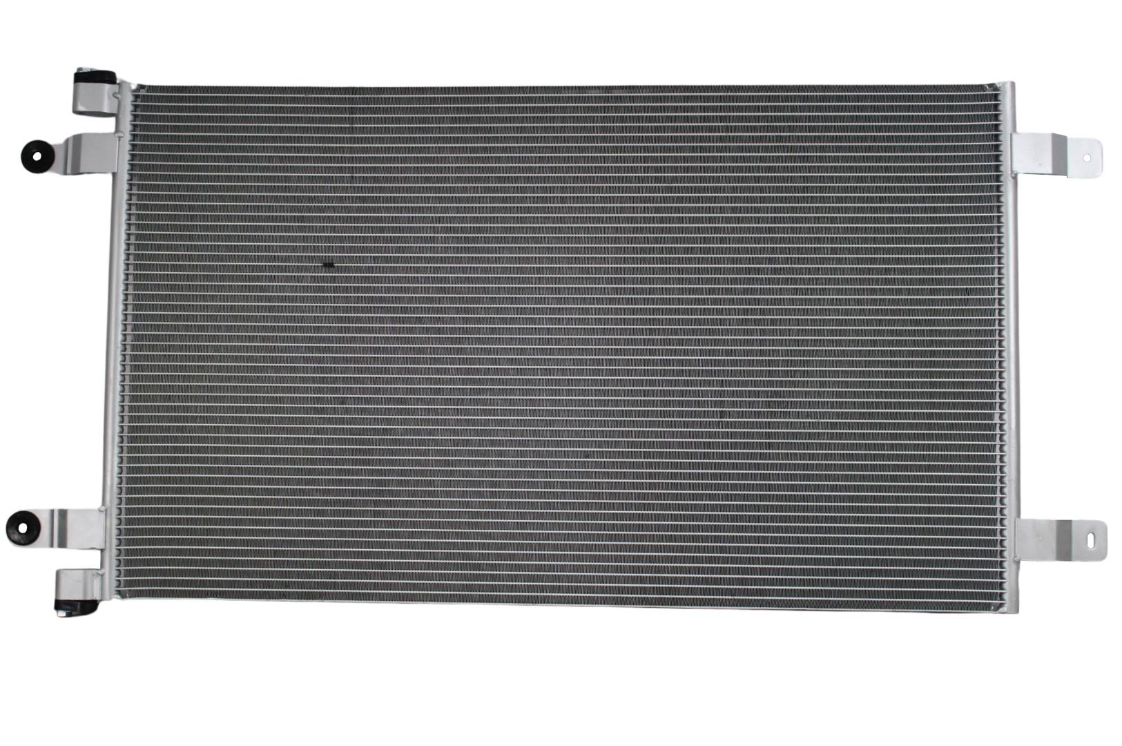 Condensador Tracto Camión Kenwoth T680 10-18 marca Deyac