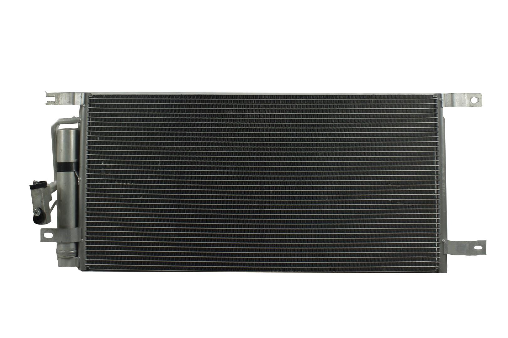 Condensador Automotriz Buick Rendevous Terraza Uplander Venture Sat Relay Montana 01-07 marca Deyac
