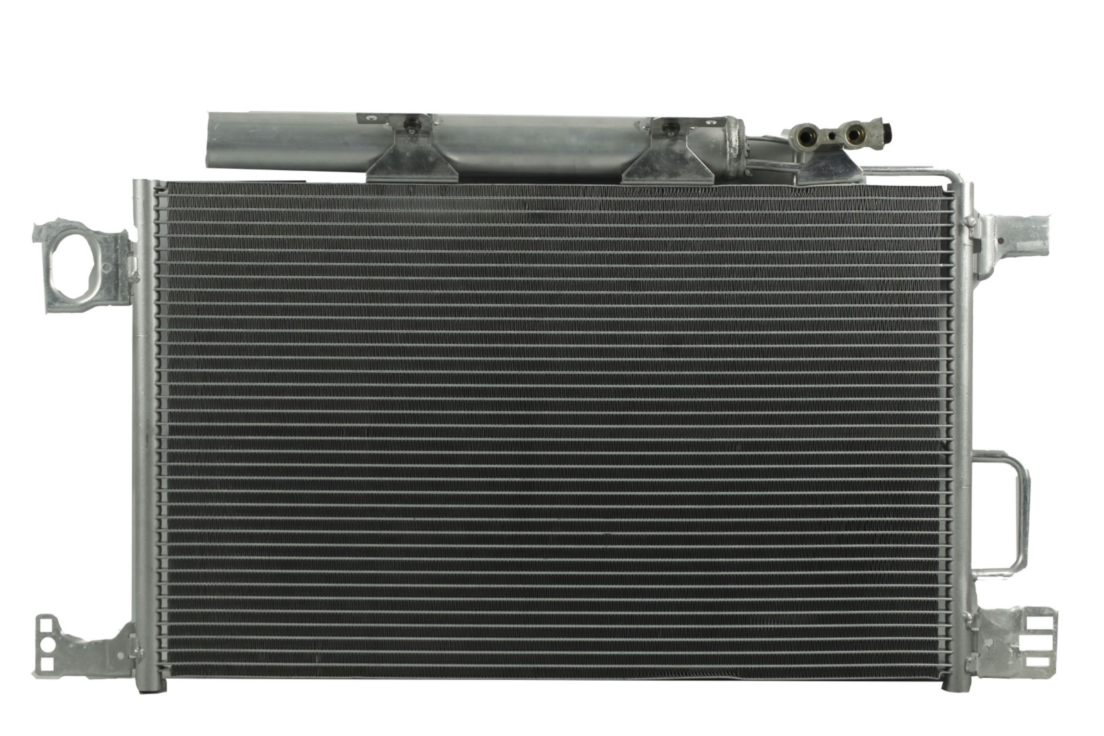 Condensador Automotriz Mercedes Benz CLK550 CLK63 AMG 06 – 09 marca Deyac