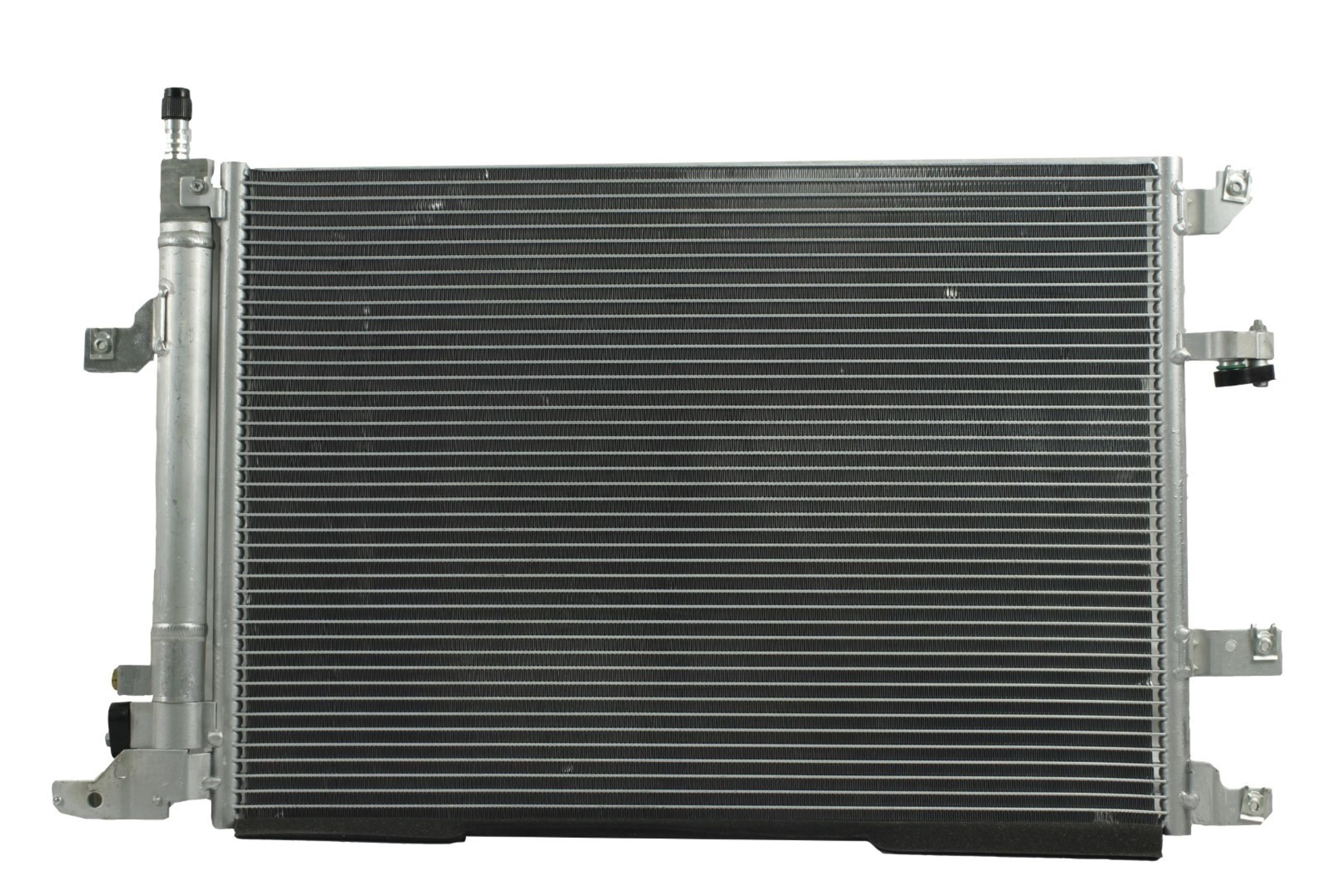 Condensador Automotriz Volvo S60 S80 V70 XC70 05-09 marca Deyac