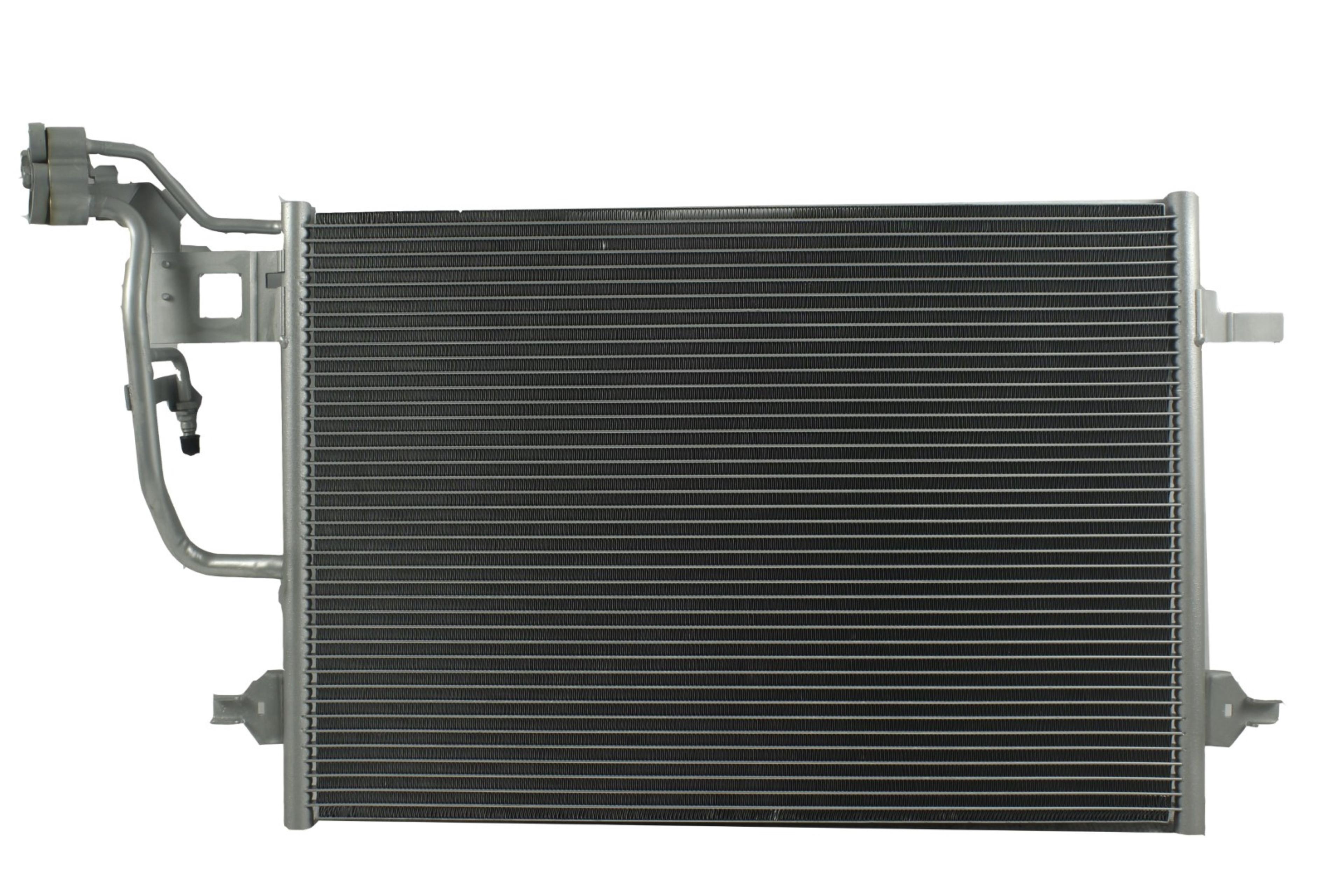 Condensador Automotriz Volkswagen Passat 01-05 marca Deyac