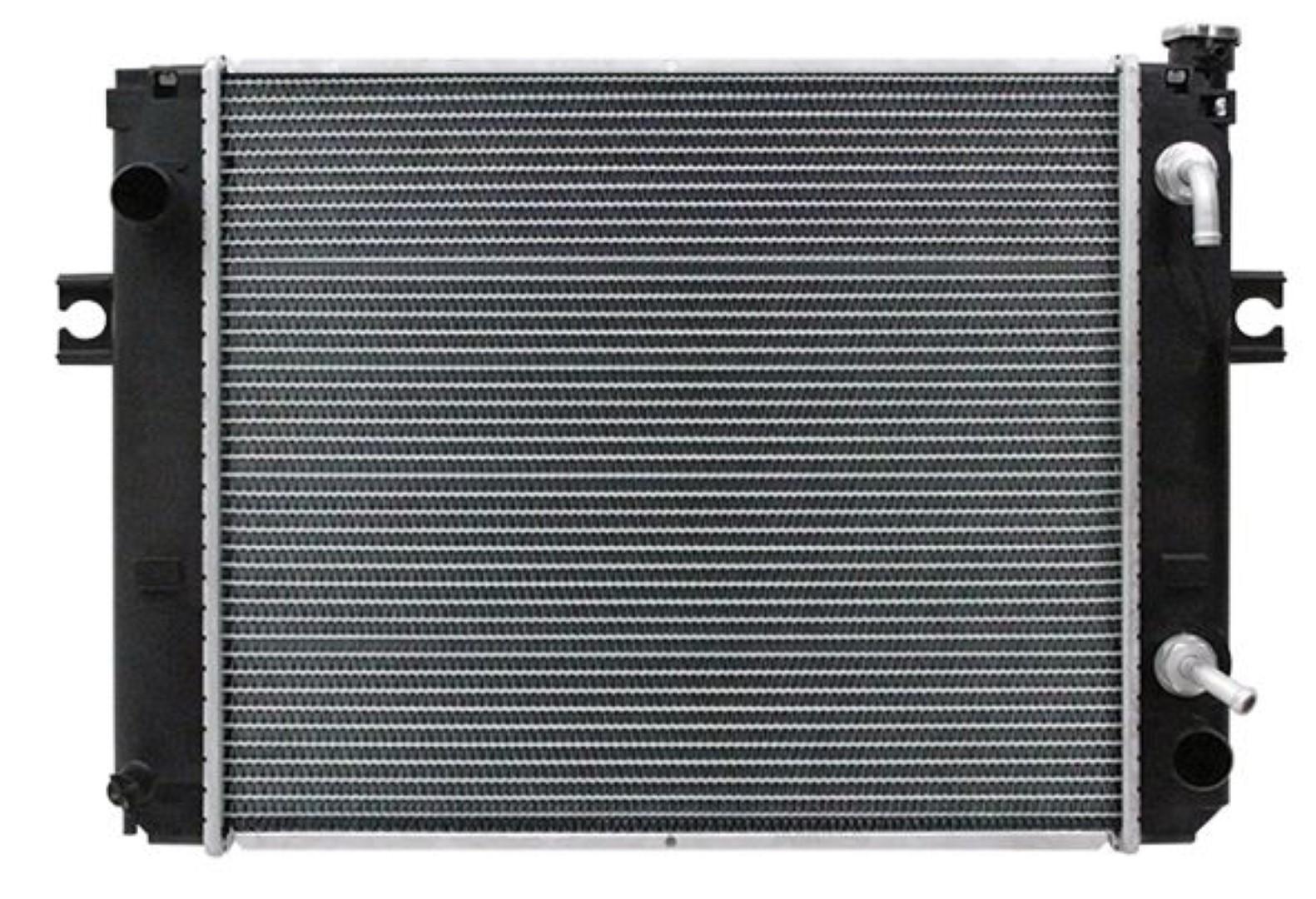 Radiador Montacargas Toyota 7FGU25 7FGU30 7FGU32 19 3/4 x 16 1/2 x 1 7/8 x 34mm Con soporte marca Deyac