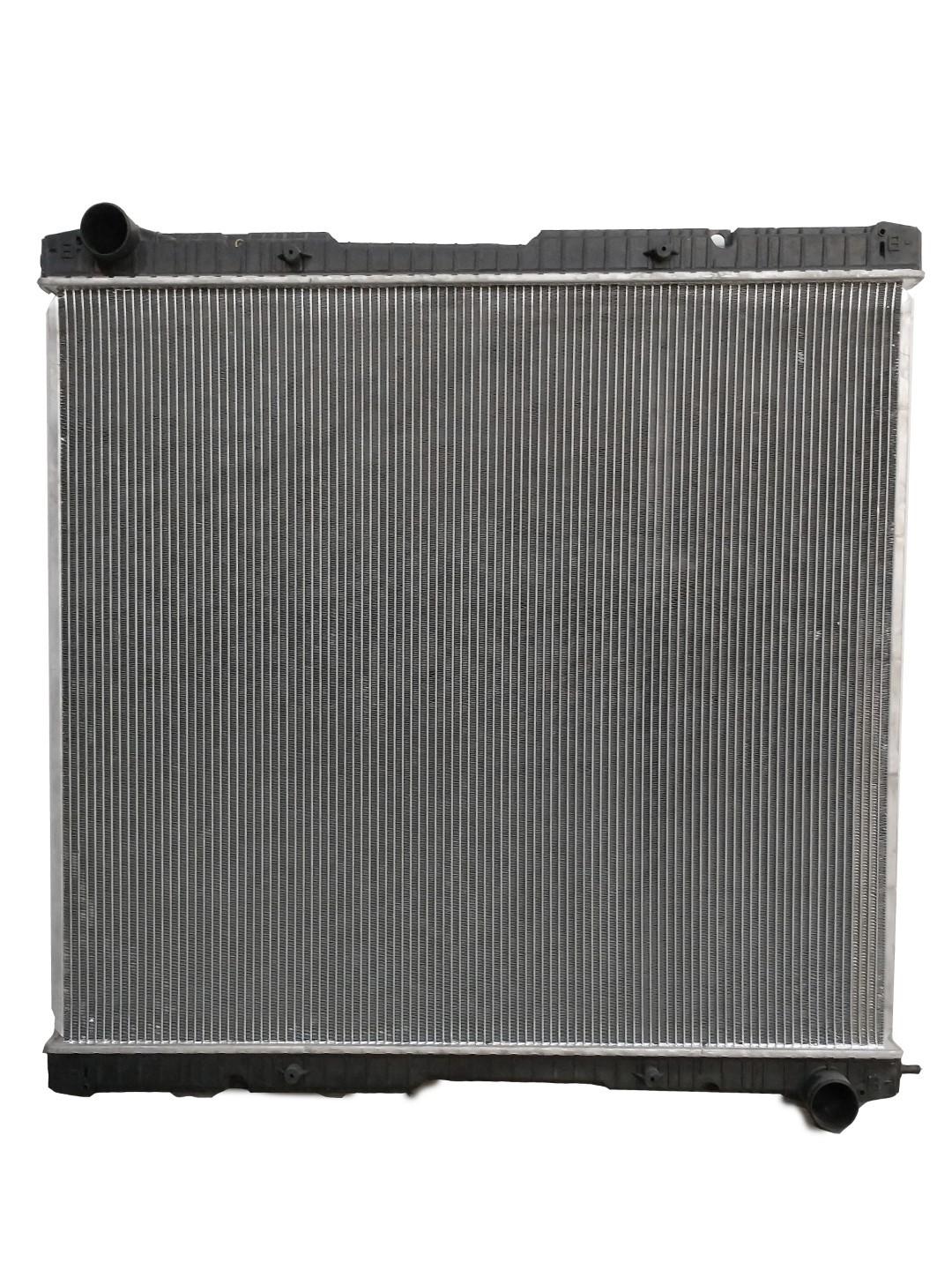 Radiador Tracto Camión Scania p94 124 00-06 Plástico/Aluminio T/M marca Deyac