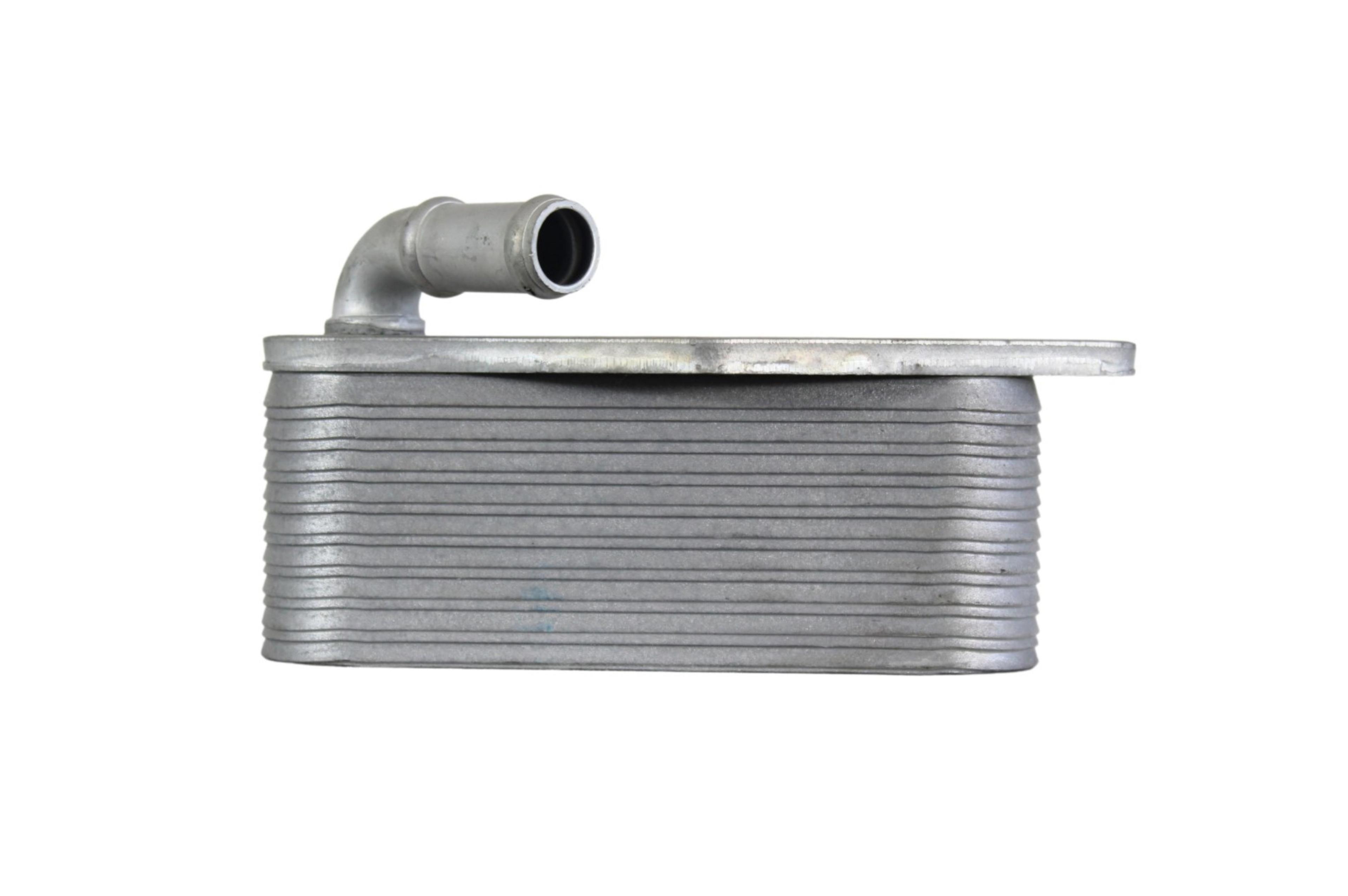 Enfriador de Aceite Volkswagen Jetta Golf Passat 11-16 marca Deyac