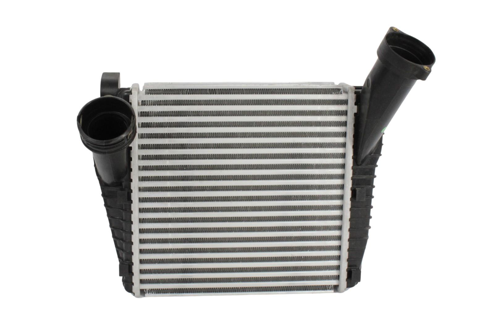 Intercooler Volkswagen Touareg 05-12 marca Deyac