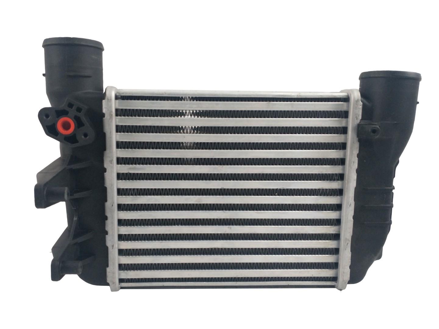 Intercooler Audi A4 02-06 marca Deyac