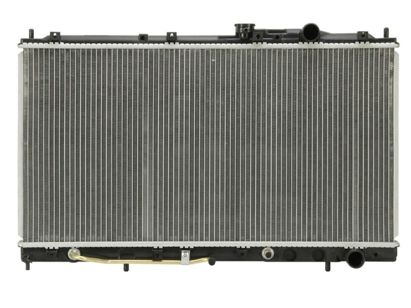 Radiador Automotriz Mitsubishi Galant GS, S, DE,ES, LS T/A 94-98 26mm Tubo Soldado marca Deyac