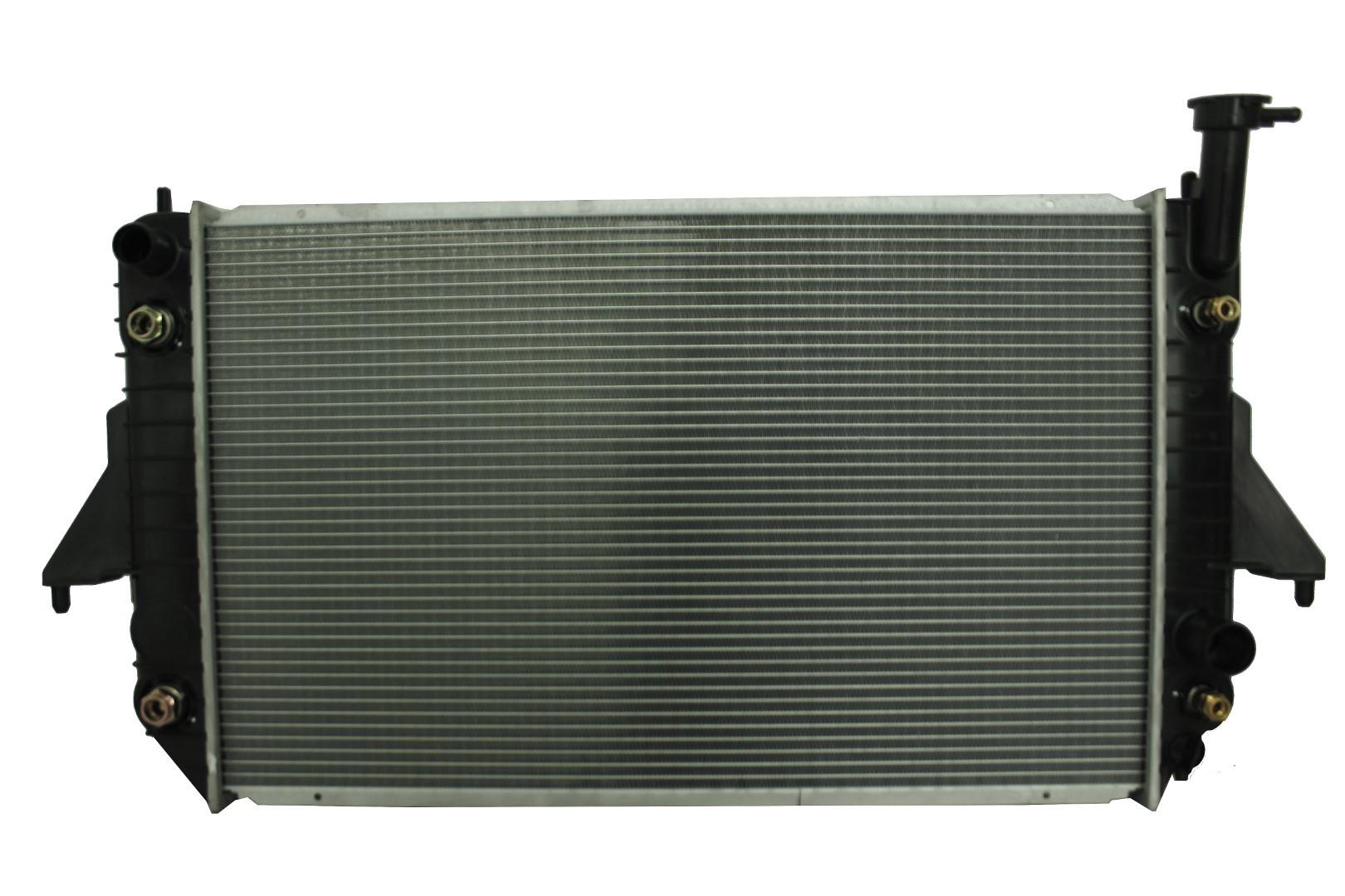 Radiador Automotriz GM Chevrolet Astro Base, LS, LT T/A 96-05 26mm Tubo Soldado marca Deyac