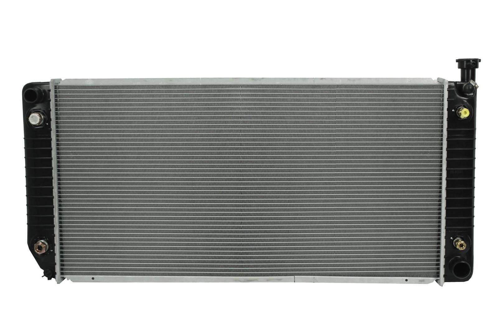 Radiador Automotriz Cadillac Chevrolet Escalade Blazer, Silverado Sport,C1500,2500 Cheyenne T/A 99-00 32mm Tubo Soldado marca Deyac