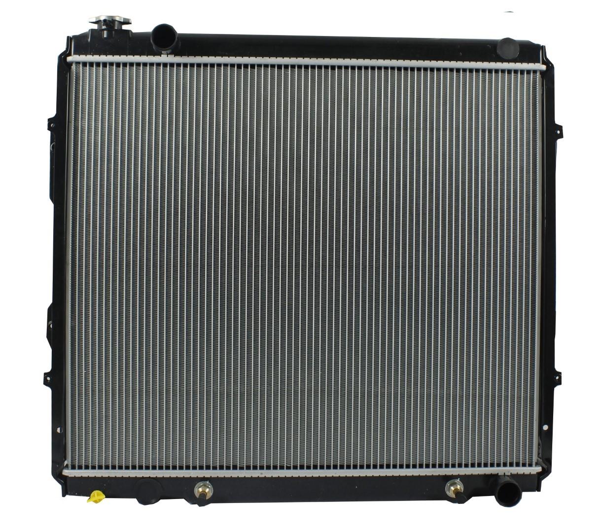 Radiador Automotriz Toyota Sequioa Limited, SR5, Tundra T/A 01-07 32mm Tubo Soldado marca Deyac