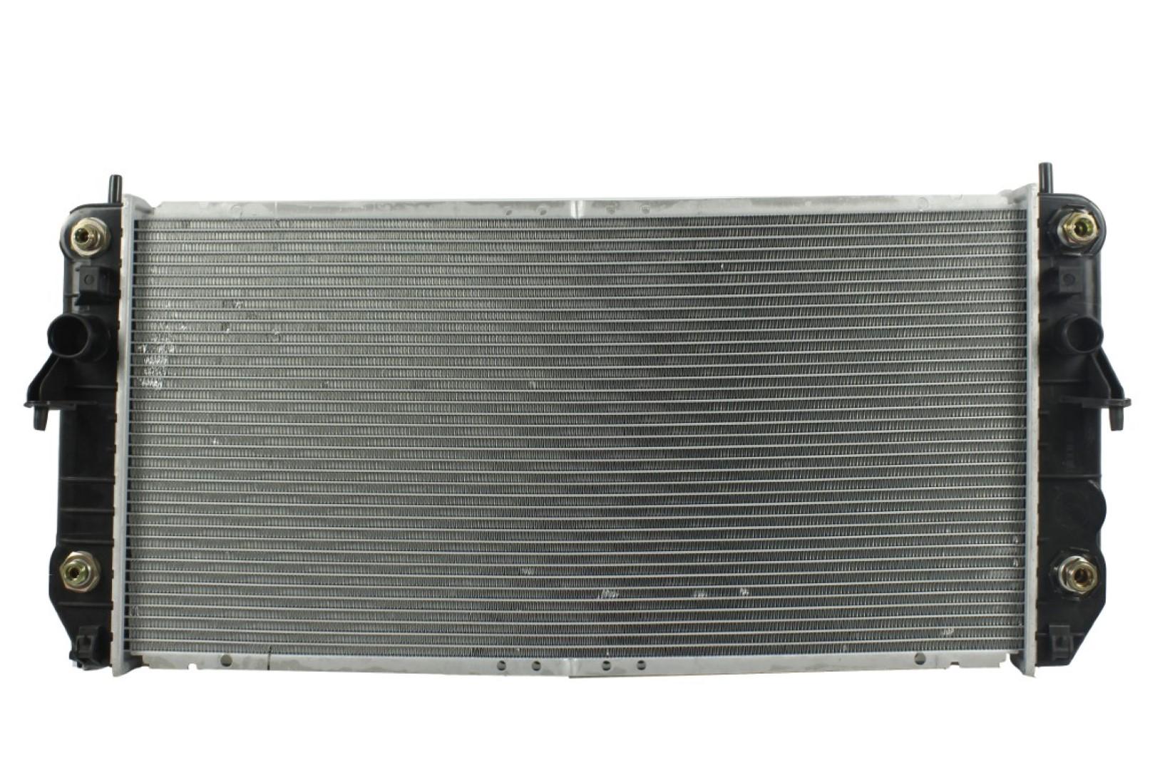 Radiador Automotriz Cadillac Pontiac DE VILLE Bonne ville T/A 01-05 32mm Tubo Soldado marca Deyac