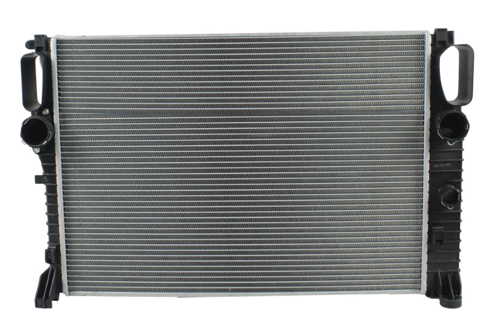 Radiador Automotriz Mercedes Benz E- 500 5.0 CSL500 T/M 03-06 32mm Tubo Soldado marca Deyac