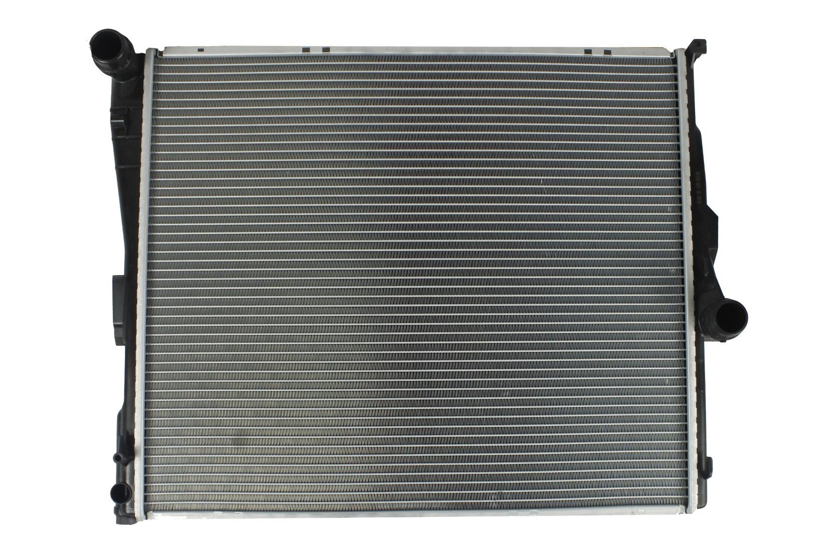 Radiador Automotriz BMW X3 2.51,X3 3.01S T/A 04-06 32mm Tubo Soldado marca Deyac