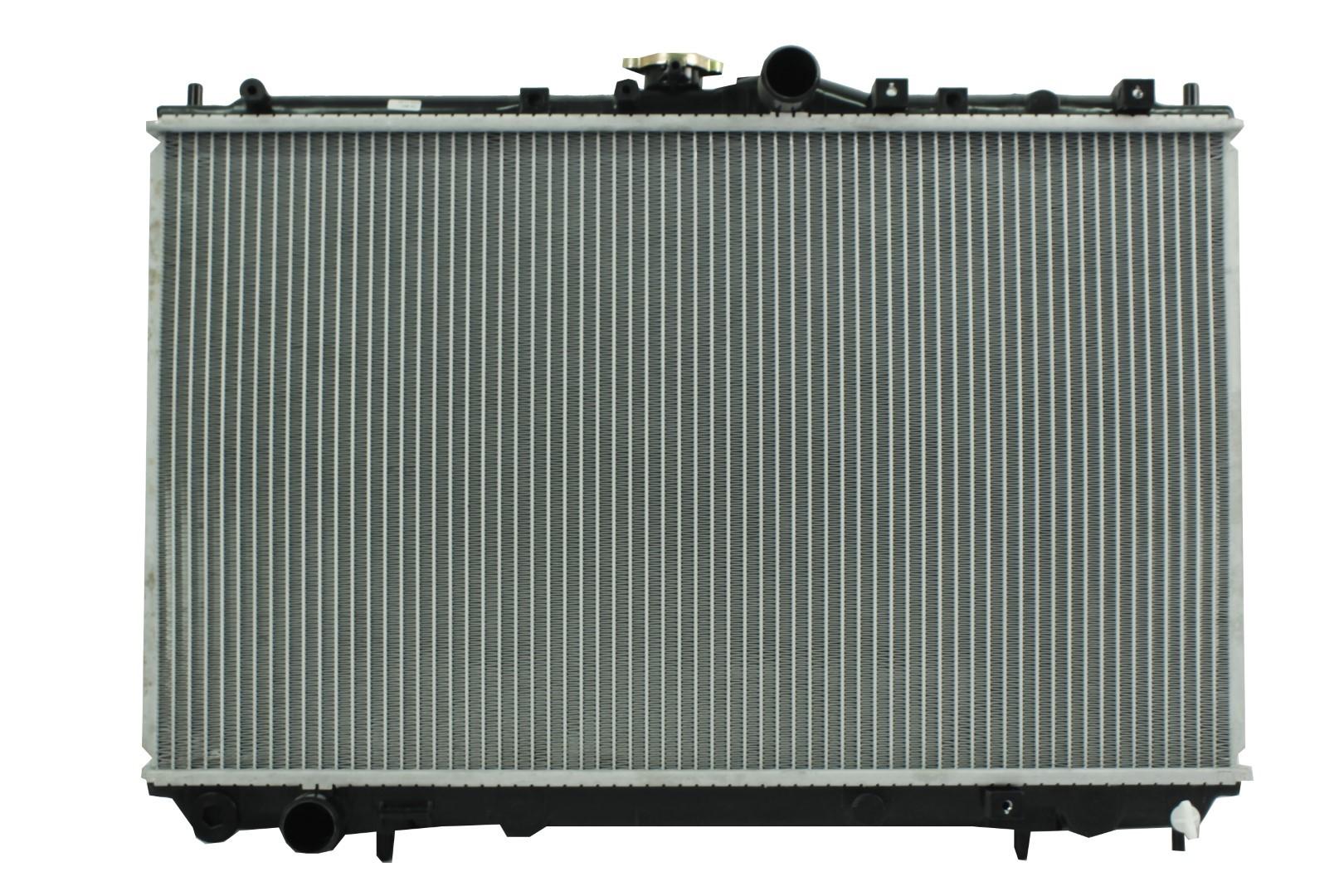 Radiador Automotriz Mitsubishi Space Star T/A / T/M 98-04 26mm Tubo Soldado marca Deyac