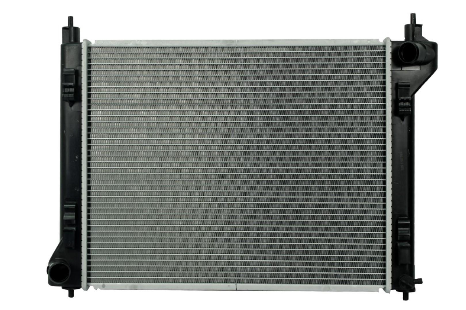 Radiador Automotriz Nissan Sentra T/M 13-19 32mm Tubo Soldado marca Deyac