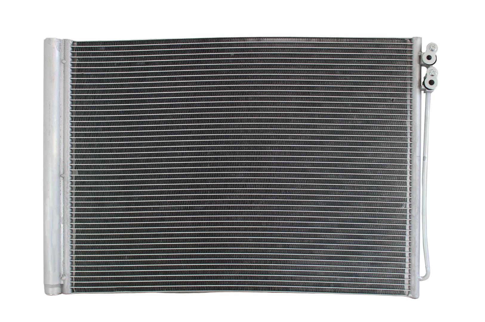 Condensador Automotriz BMW 535i 11-16 marca Deyac