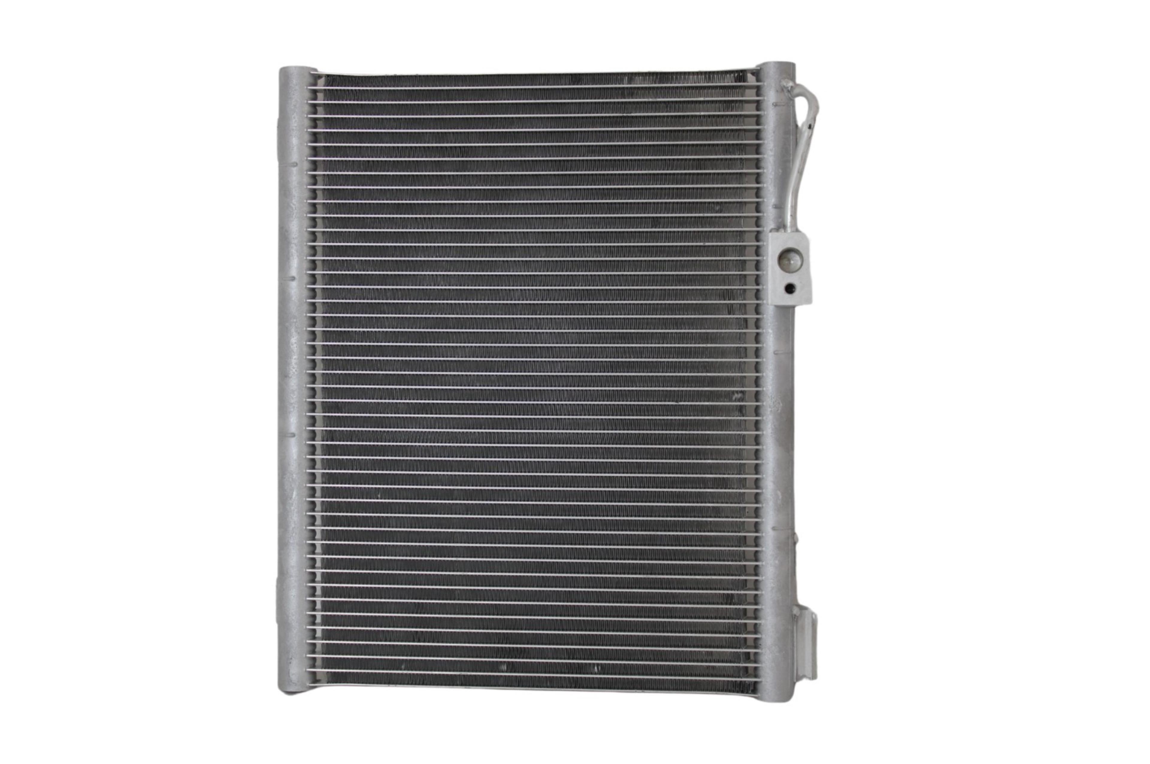 Condensador Automotriz Dodge Ram 1500 2500 3500 4000 03-13 marca Deyac
