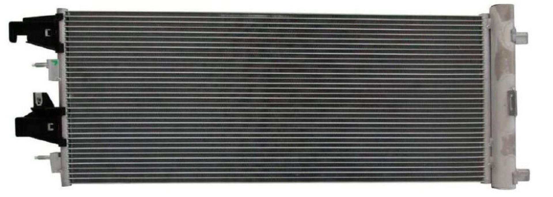 Condensador Automotriz Chevrolet Silverado 1500 19-21 marca Deyac