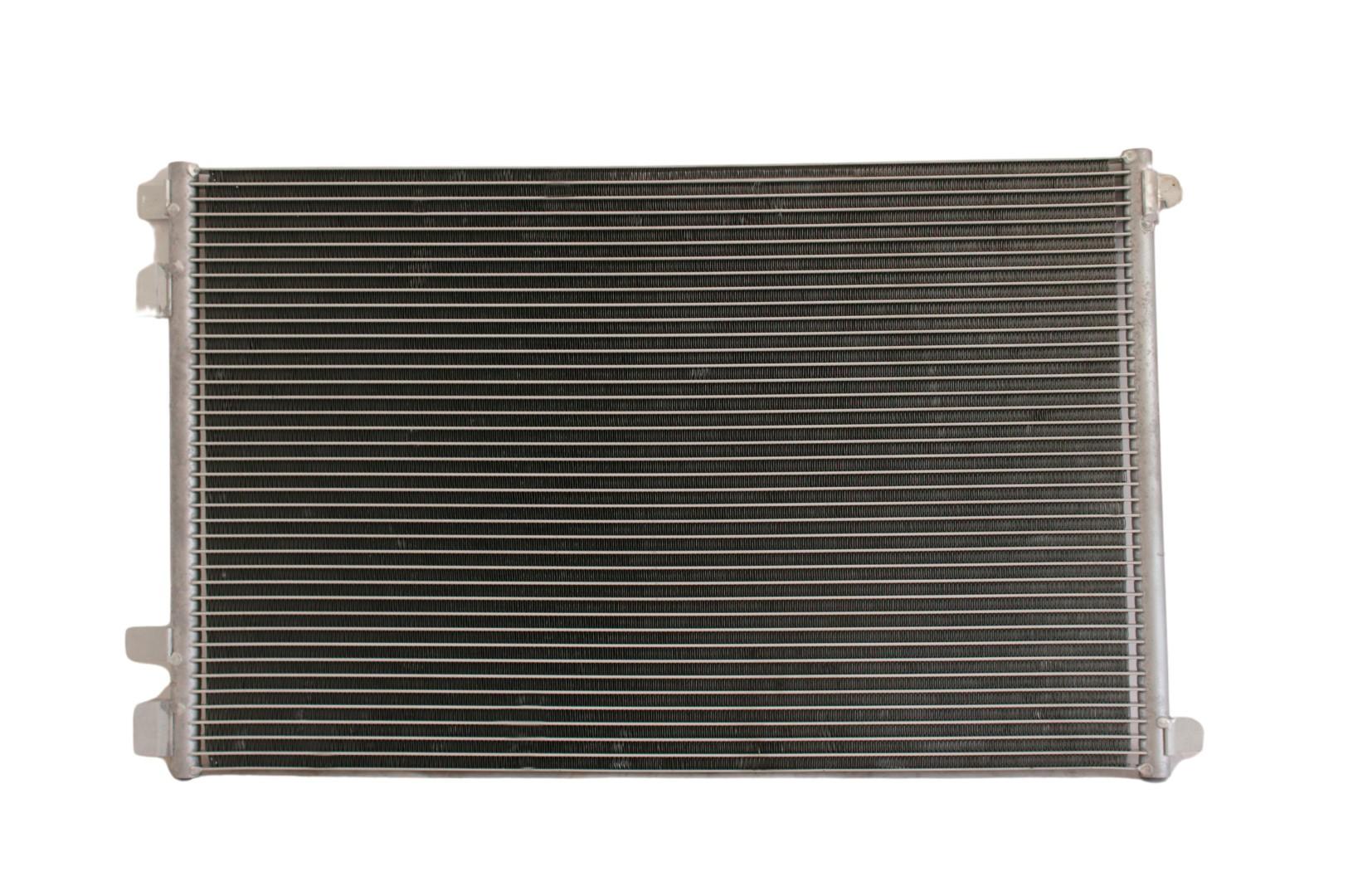 Condensador Automotriz Renault Megane 04-10 marca Deyac