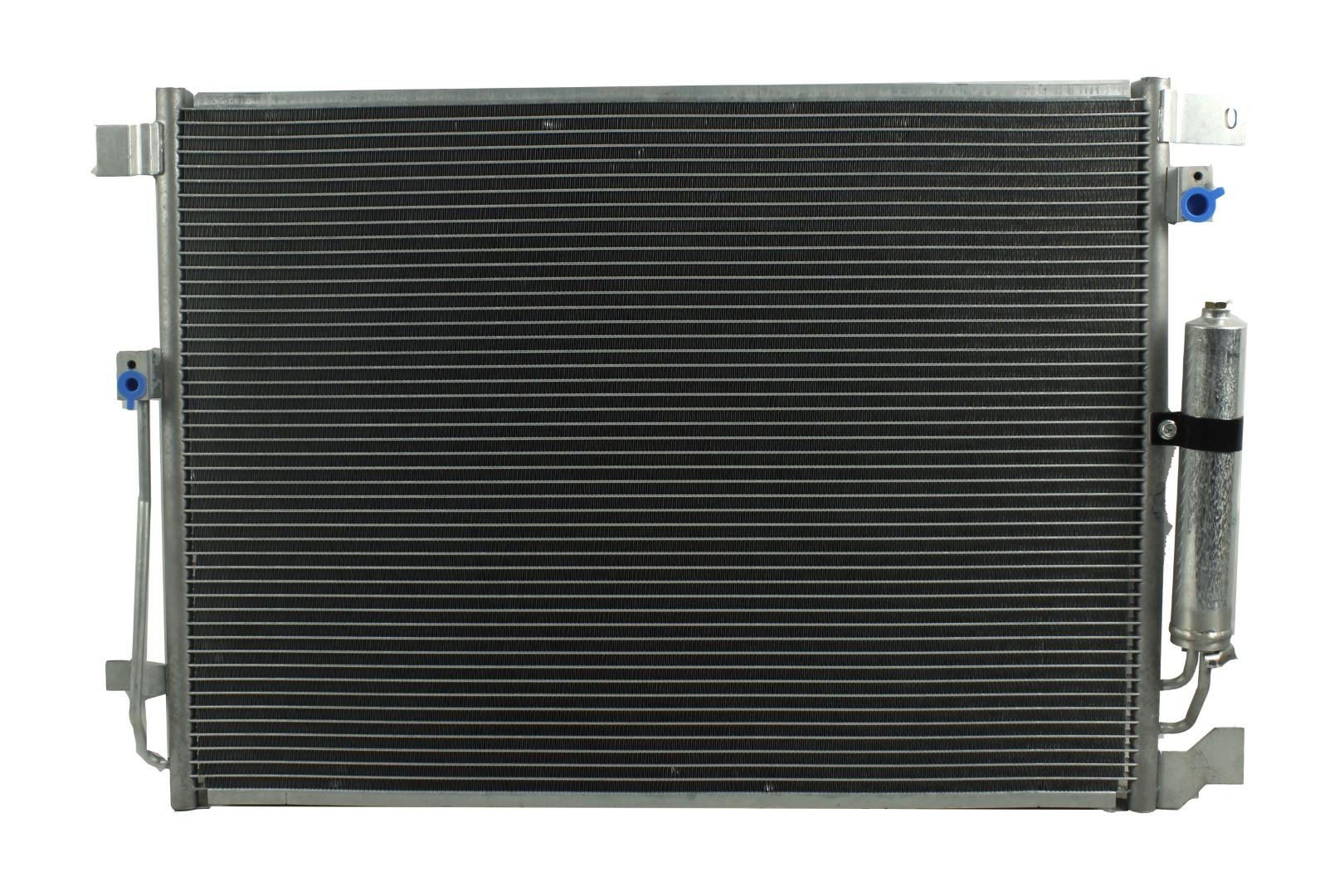 Condensador Automotriz Nissan Np300/Frontier 16-24 (Diesel/Lujo) marca Deyac