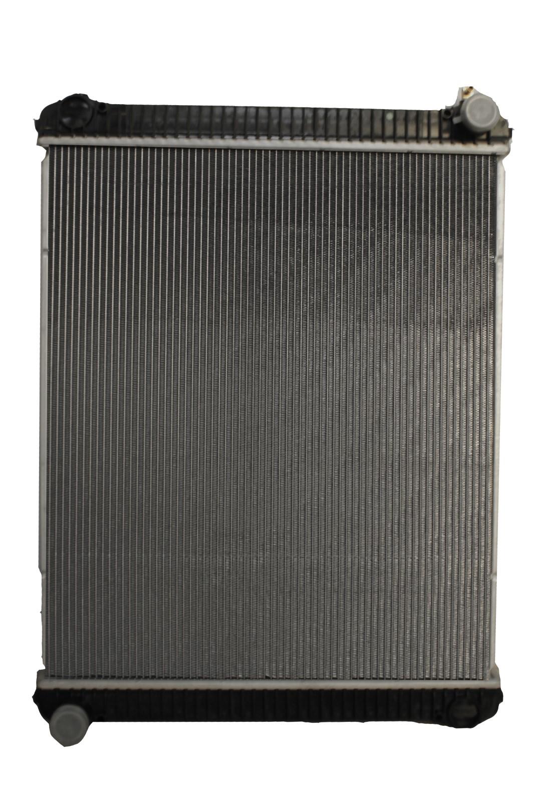 Radiador Tracto Camión Freightliner Mercedes Benz Business Class M2 03-07 Plástico/Aluminio T/M marca Deyac