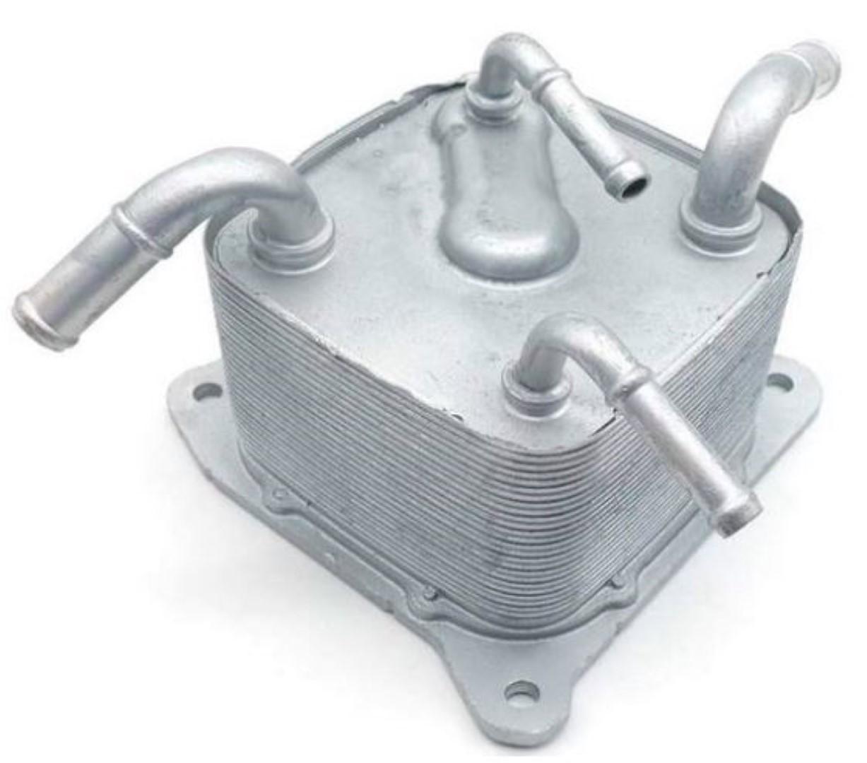 Enfriador de Aceite Nissan Versa 12-17 marca Deyac