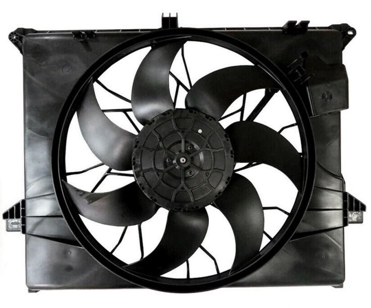 Motoventilador Automotriz Mercedes Benz ML 06-13 marca Deyac