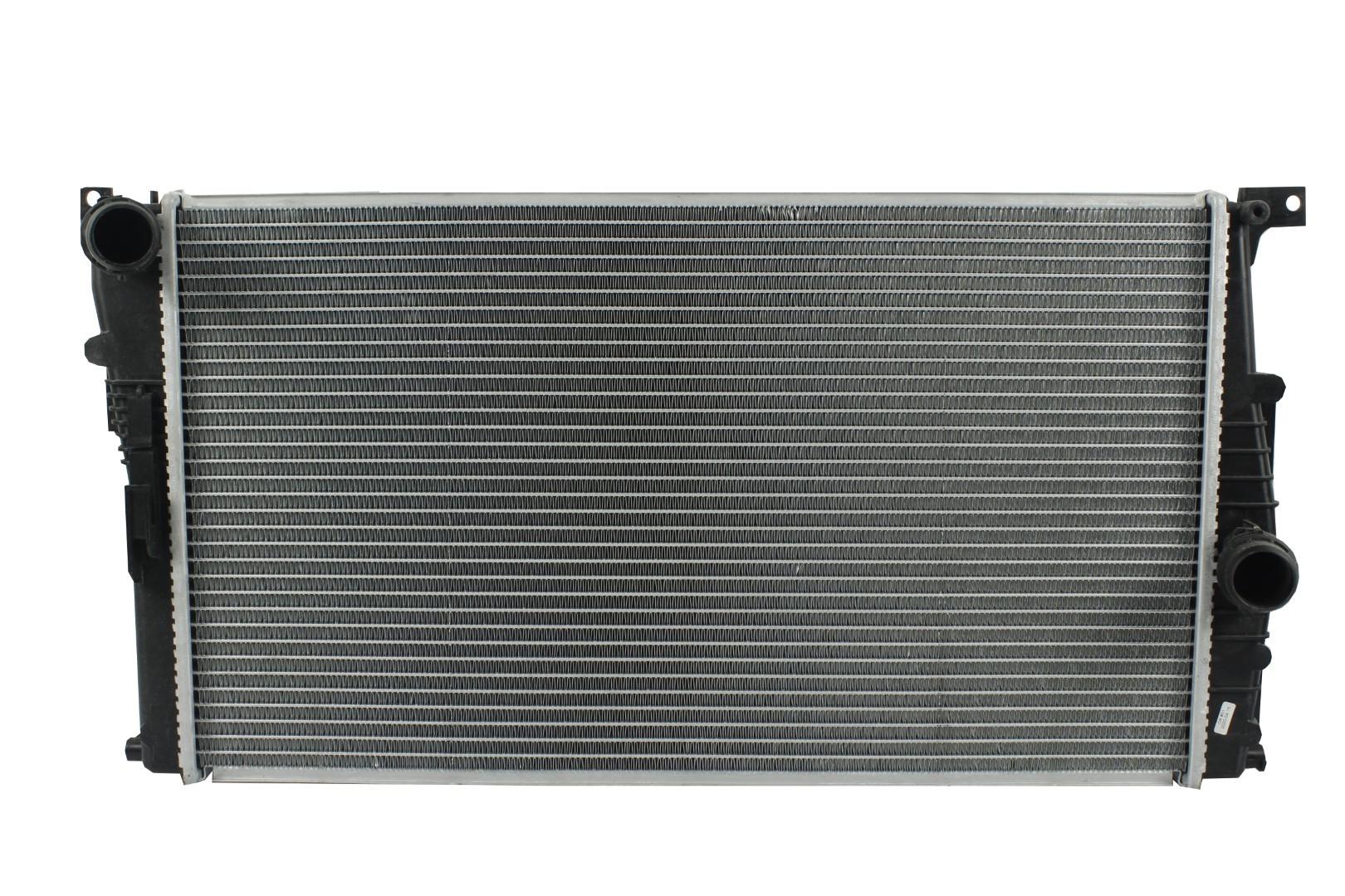 Radiador Automotriz BMW 320i 12-18 marca Deyac