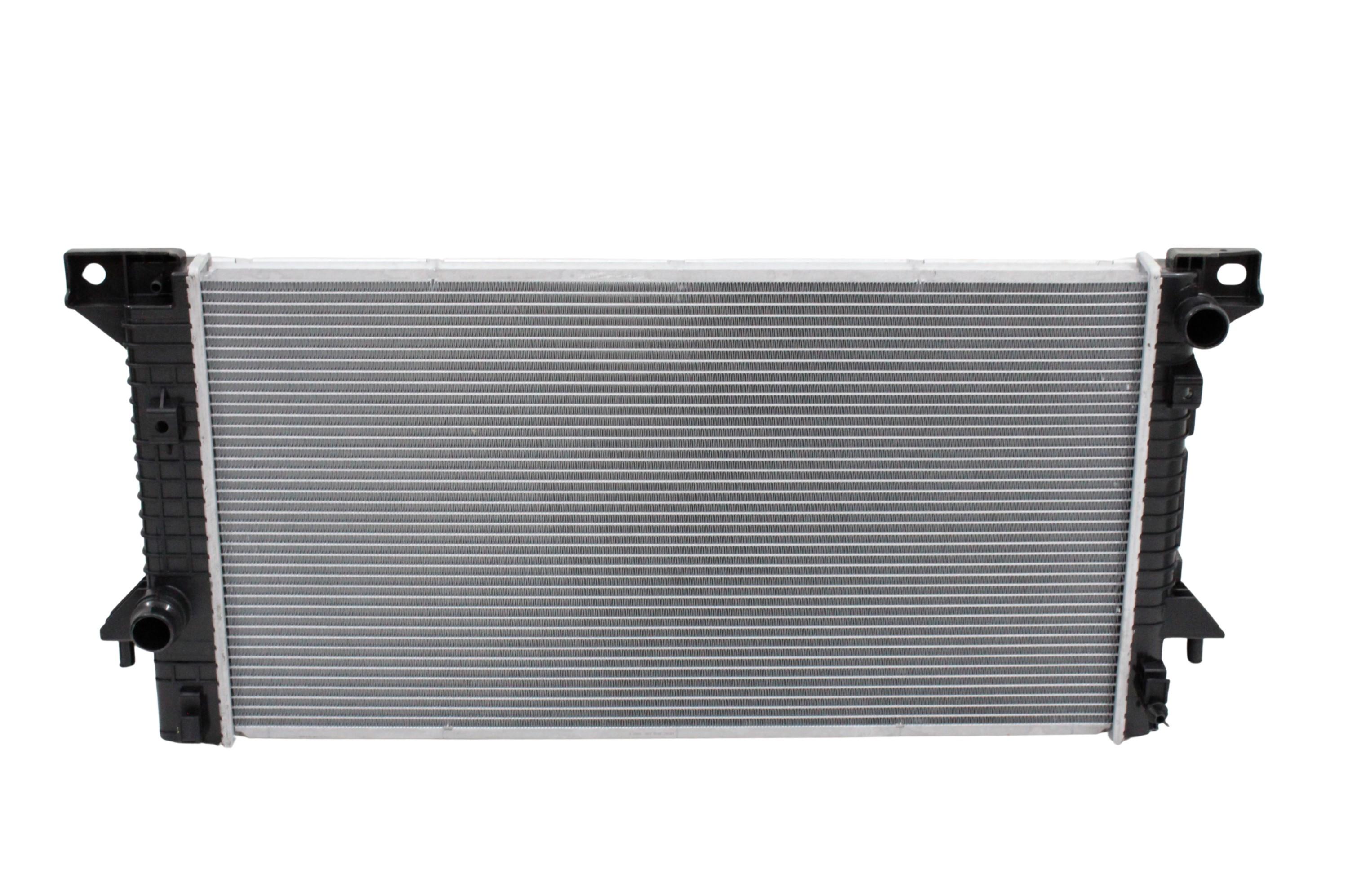 Radiador Automotriz Ford F-150 11-14 marca Deyac