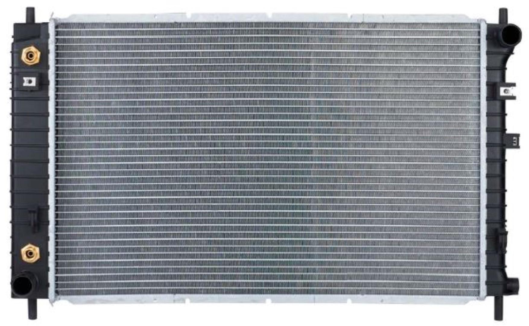 Radiador Automotriz Saturn Vue 04-07 marca Deyac