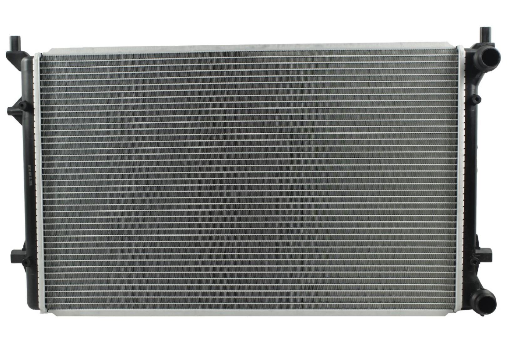 Radiador Automotriz Volkswagen Golf 10-14 marca Deyac